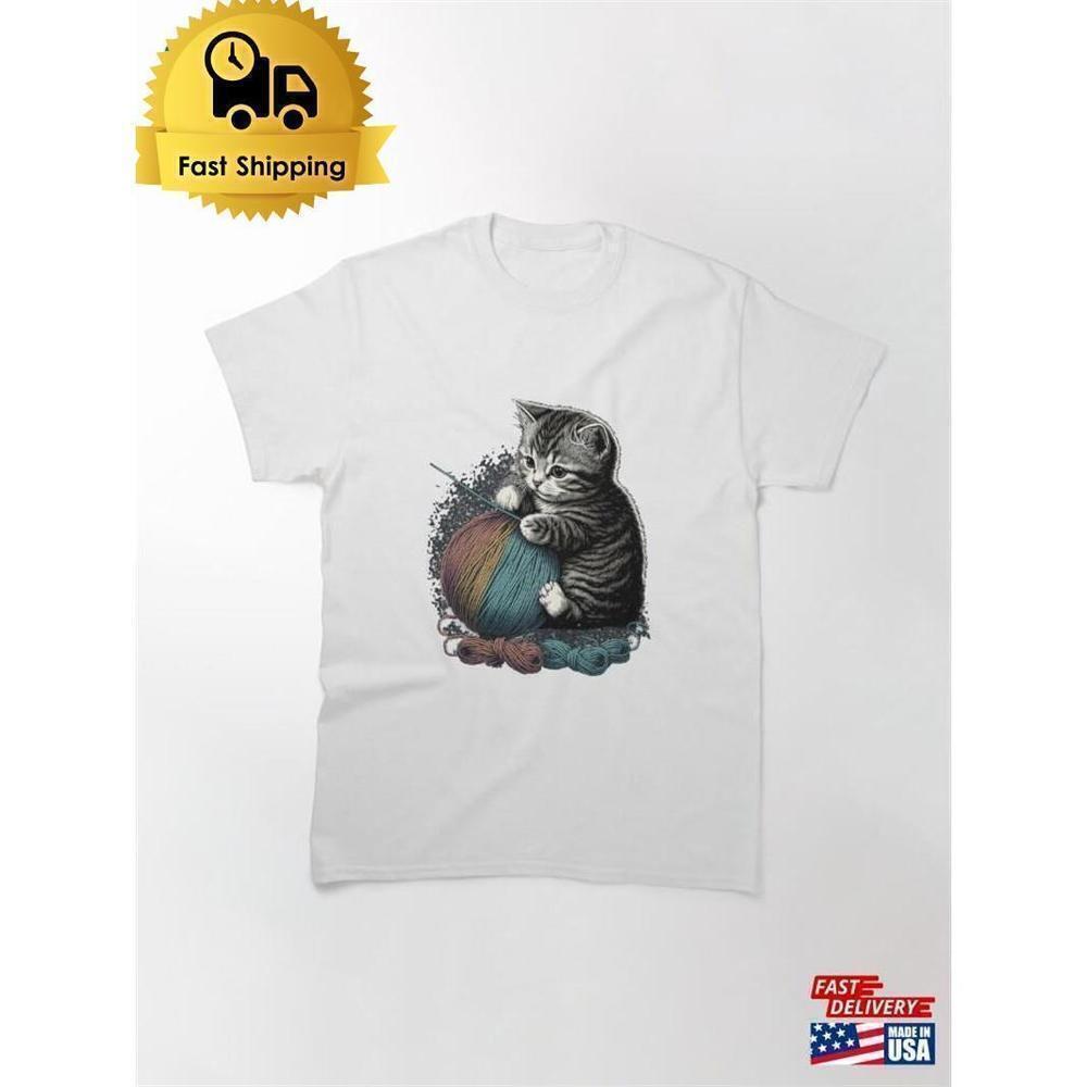 Prakarya Kucing Cute Cat Illustration Minimal Graphic T-Shirt